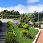 Casa vacanze Villas Madalena Near The Beach, With Car Rental At Property & Wifi