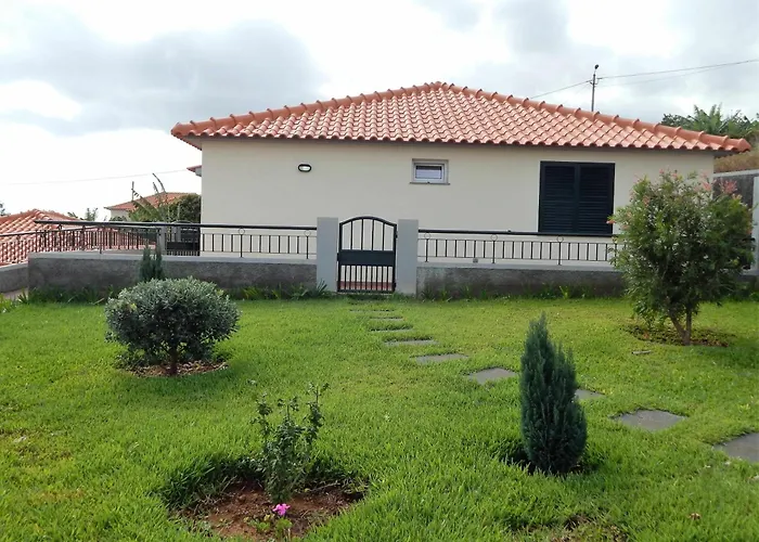 Villas Madalena Near The Beach, With Car Rental At Property & Wifi