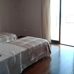 Madalena Near The Beach, With Car At & Wifi Semesterbostad *