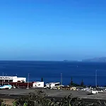 Madalena Near The Beach, With Car At & Wifi
