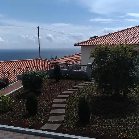 Madalena Vista Mar Cwifi Holiday home *