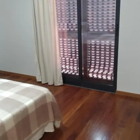 Madalena Near The Beach, With Car At & Wifi * Santa Cruz