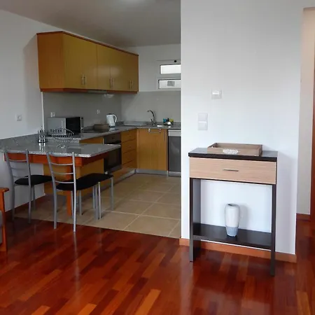 Madalena Near The Beach, With Car At & Wifi * Santa Cruz