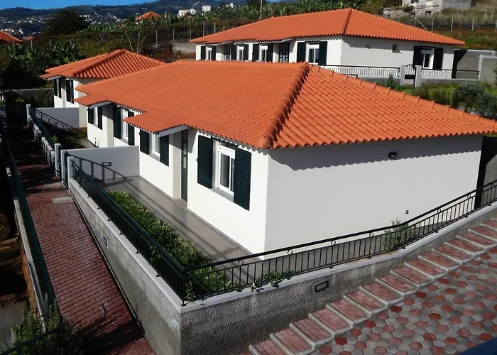 Villas Madalena Near The Beach, With Car Rental At Property & Wifi *